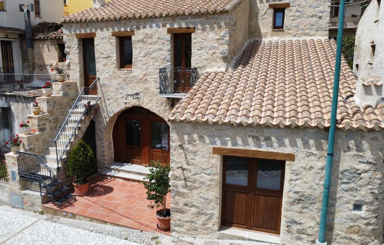 La Corte Dei Baroni Loceri Exterior photo