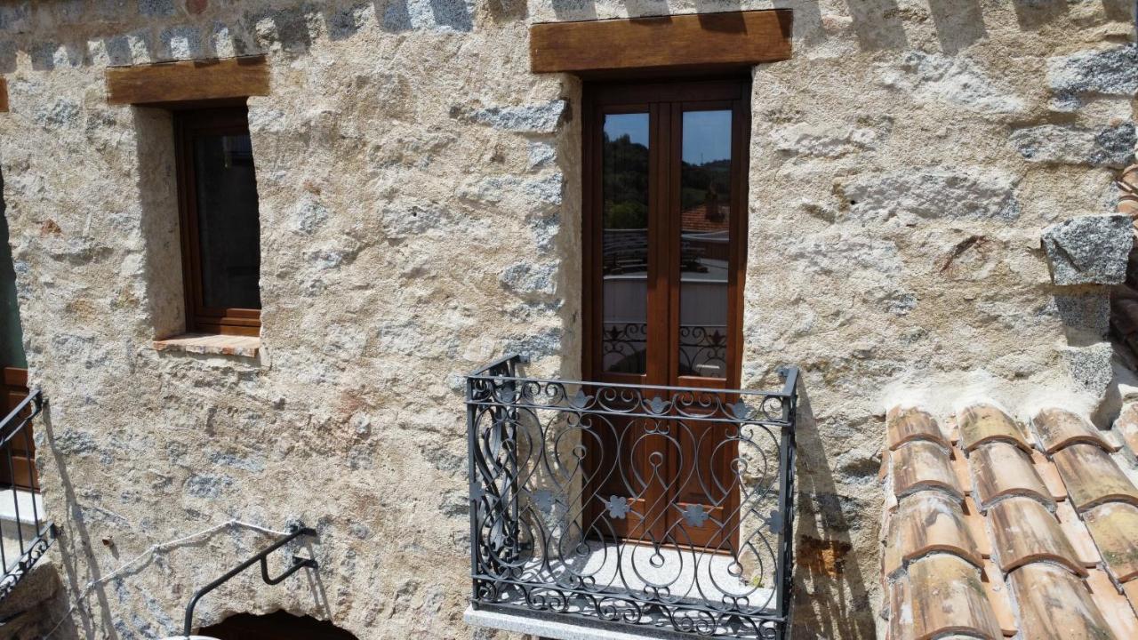 La Corte Dei Baroni Loceri Exterior photo